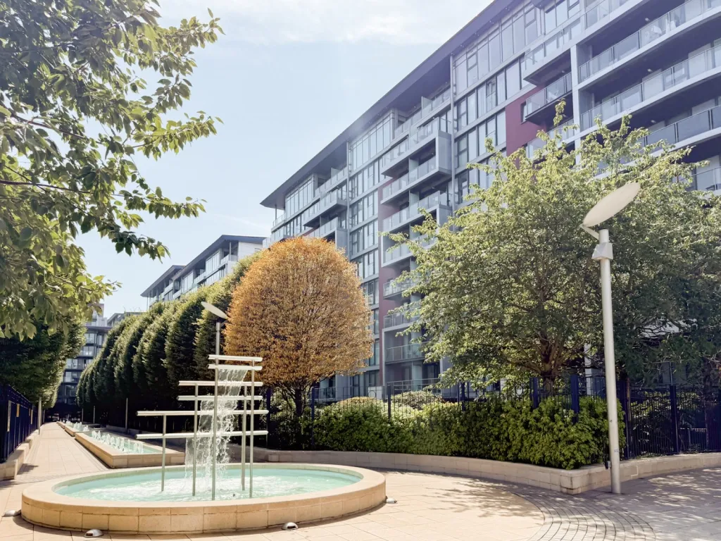 1 bed flat for sale, Queenstown Road, Nine Elms, SW11
