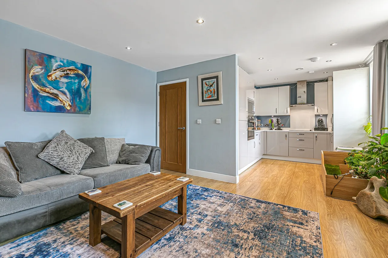 Great Charta Close, Englefield Green, TW20, photo 10