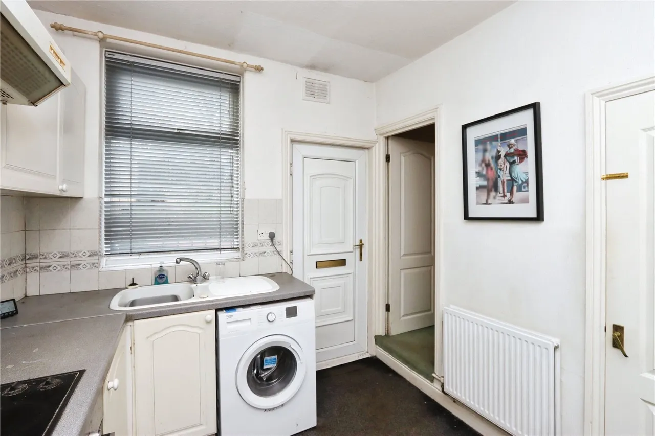 Cartmell Road, Sheffield, South Yorkshire, S8, photo 6