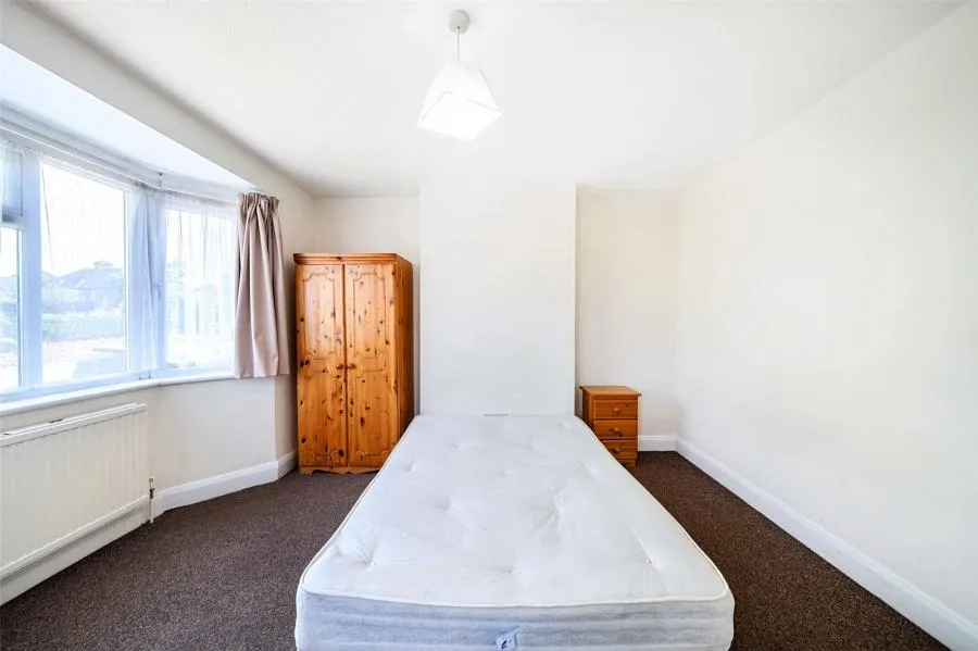 Clammas Way, Uxbridge, UB8, photo 7