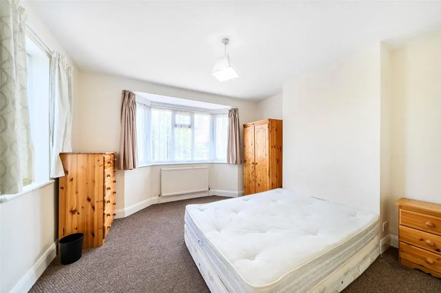 Clammas Way, Uxbridge, UB8, photo 4
