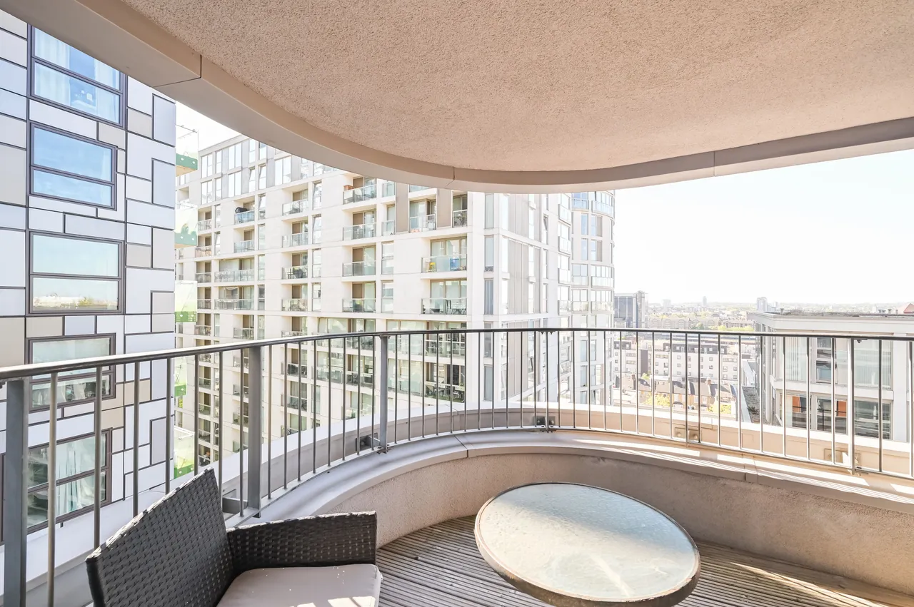 Flat 1003, 35 Indescon Square, London, photo 4