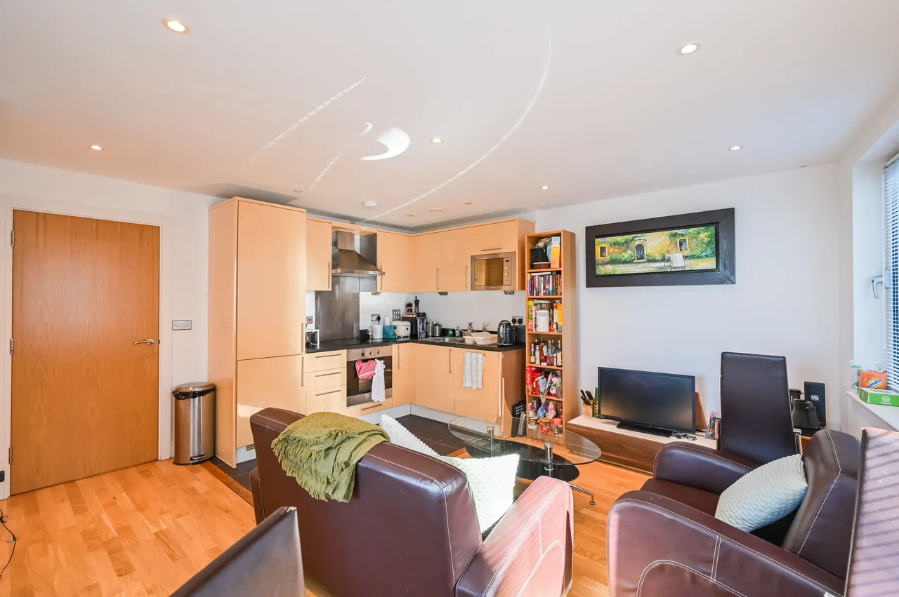 Flat 1003, 35 Indescon Square, London, photo 11