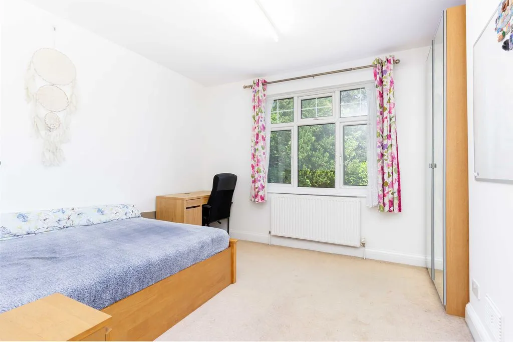 Smitham Downs Road, Purley CR8 4NA, photo 15