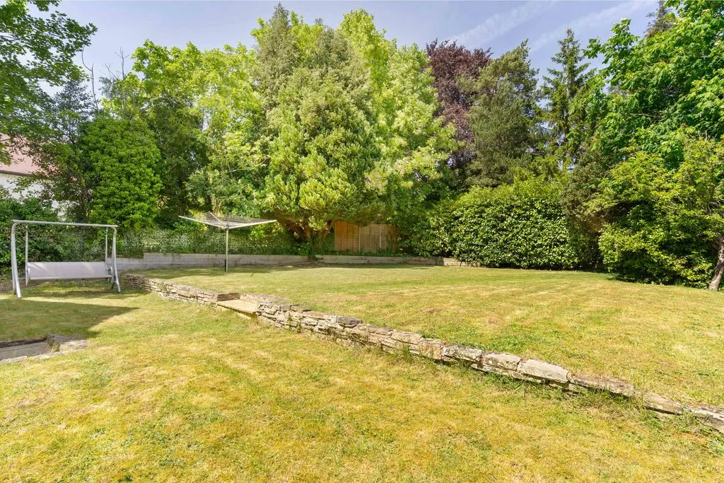 Smitham Downs Road, Purley CR8 4NA, photo 22