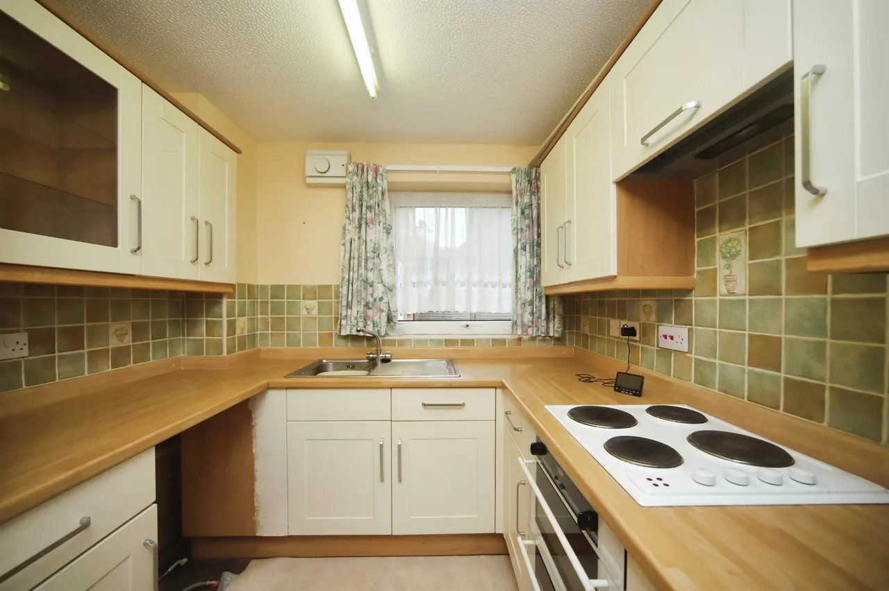Langham Gardens, Taunton, TA1, photo 10