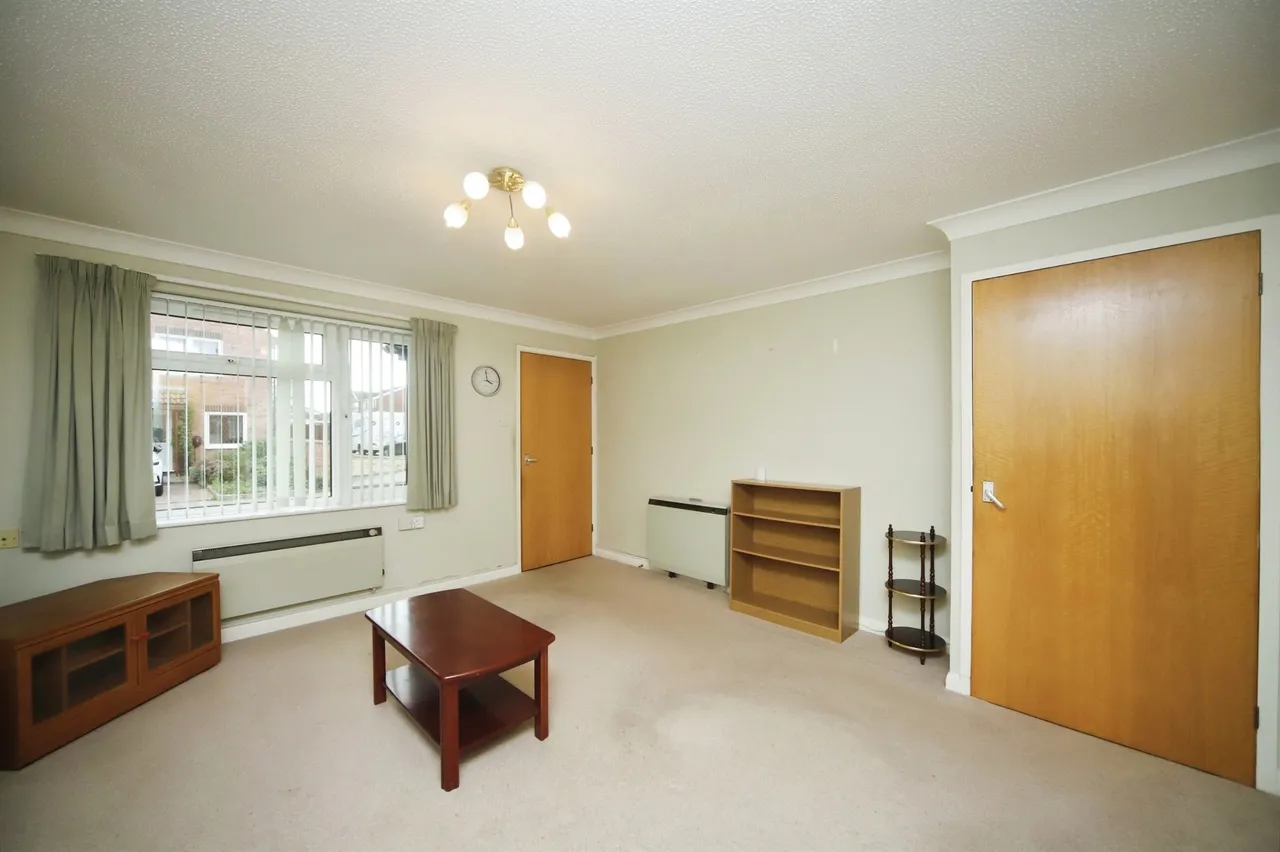 Langham Gardens, Taunton, TA1, photo 3