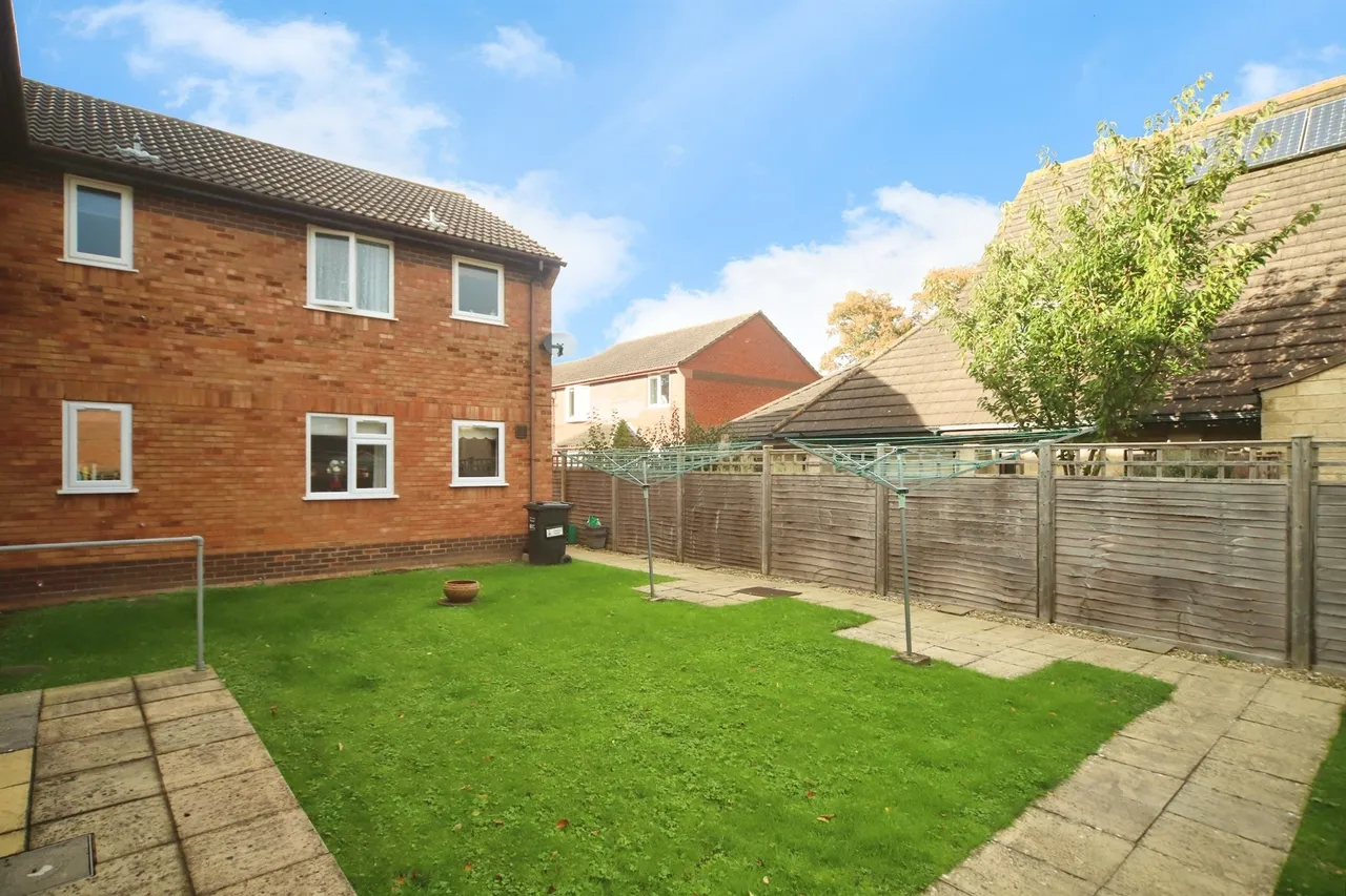 Langham Gardens, Taunton, TA1, photo 2