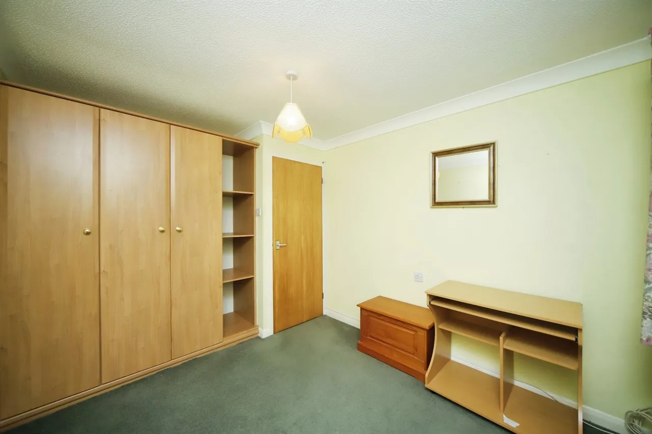 Langham Gardens, Taunton, TA1, photo 13