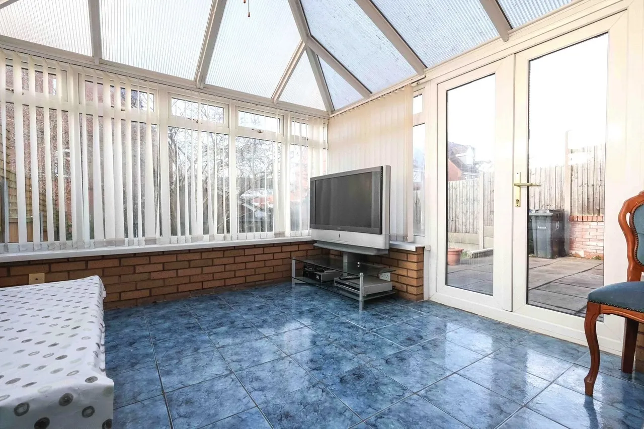 Small Close, Smethwick, B67, photo 6