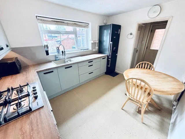 Small Close, Smethwick, B67, photo 5