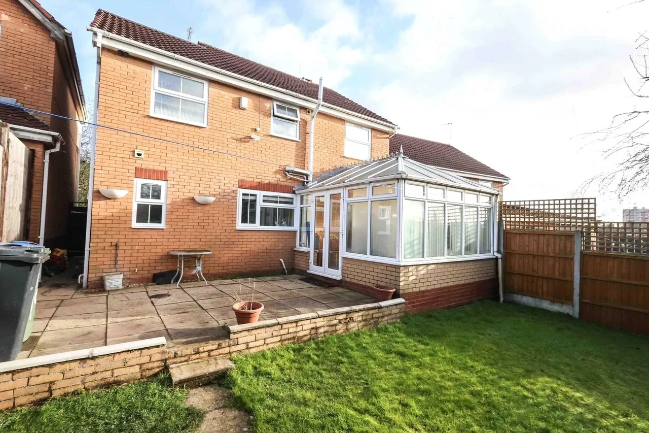 Small Close, Smethwick, B67, photo 22