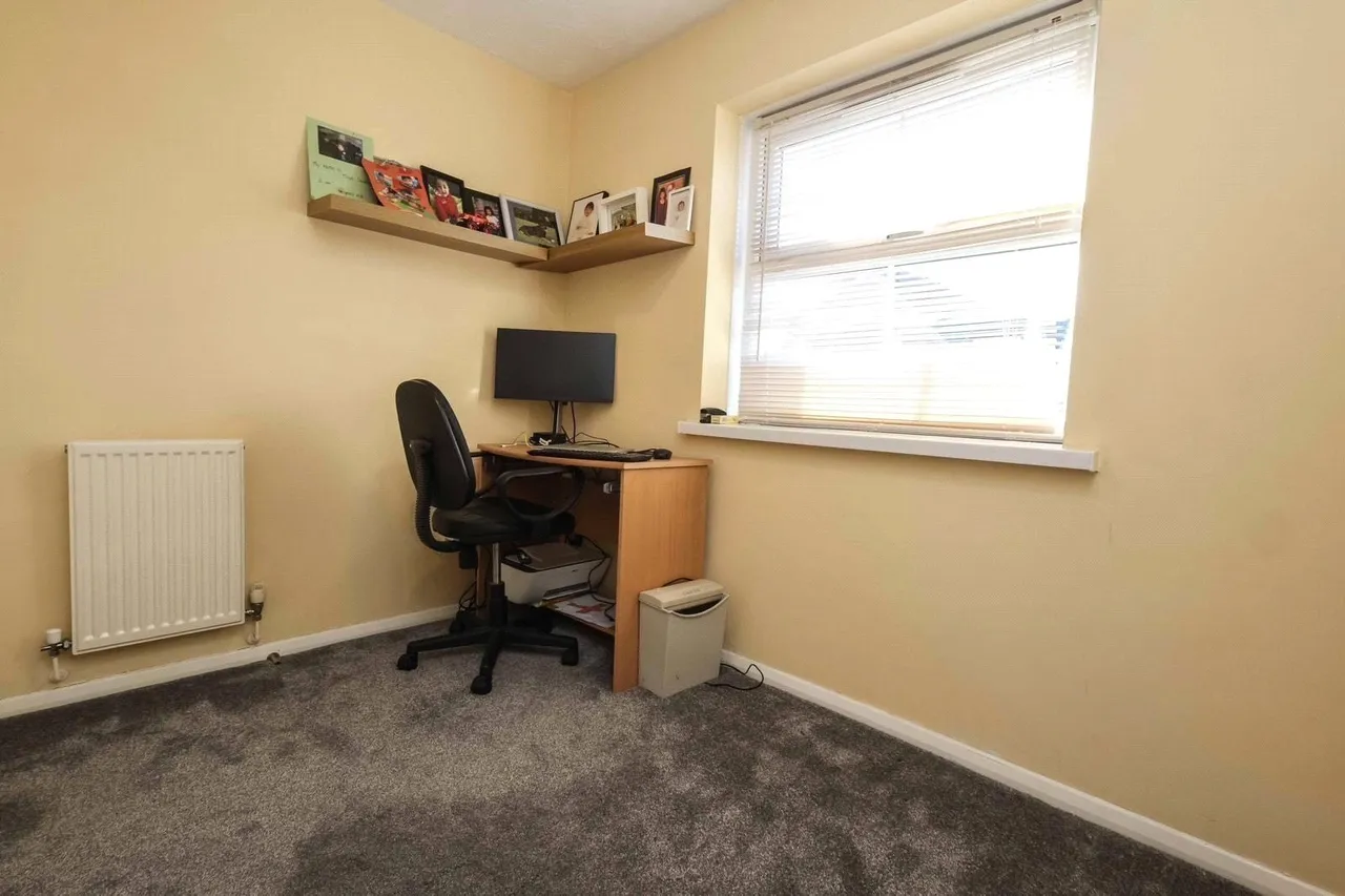 Small Close, Smethwick, B67, photo 18