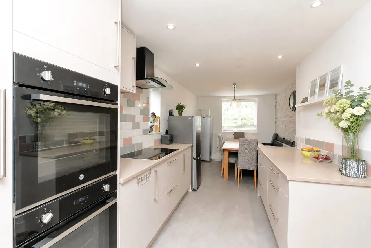 Oakley Road, Bordon, GU35, photo 2