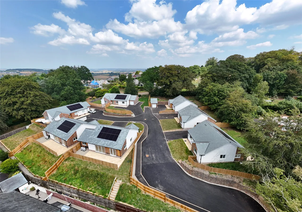 Dunheved Gardens, Launceston, PL15, photo 8