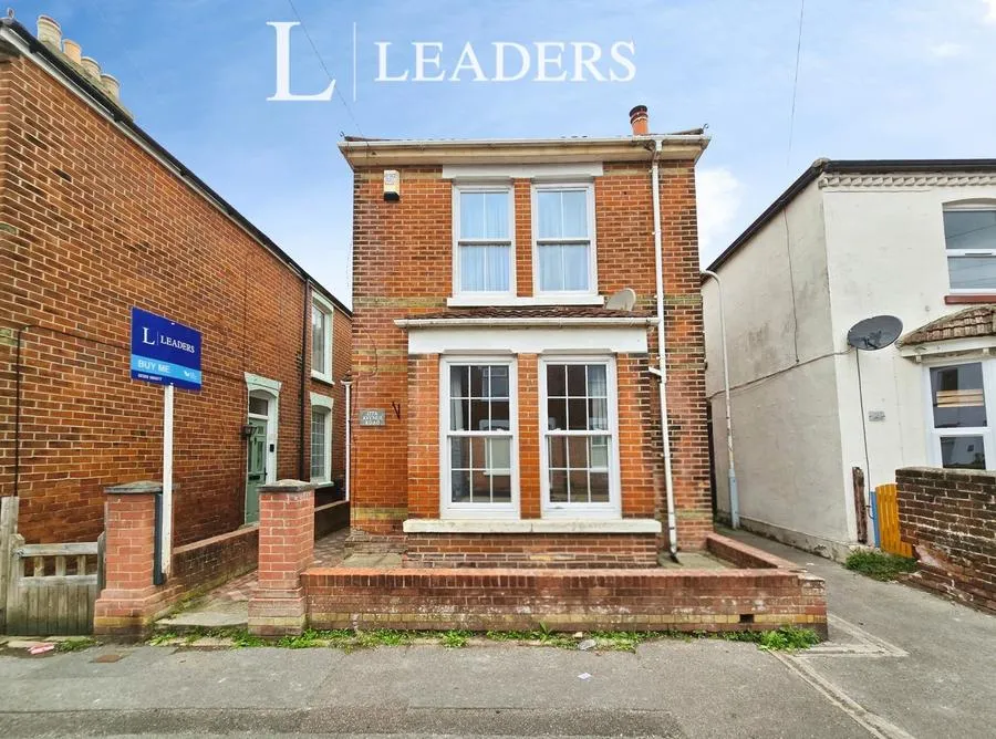 Avenue Road, Gosport, PO12, photo 18