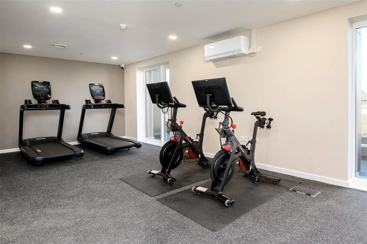 Station Avenue, Walton-On-Thames, KT12, photo 10