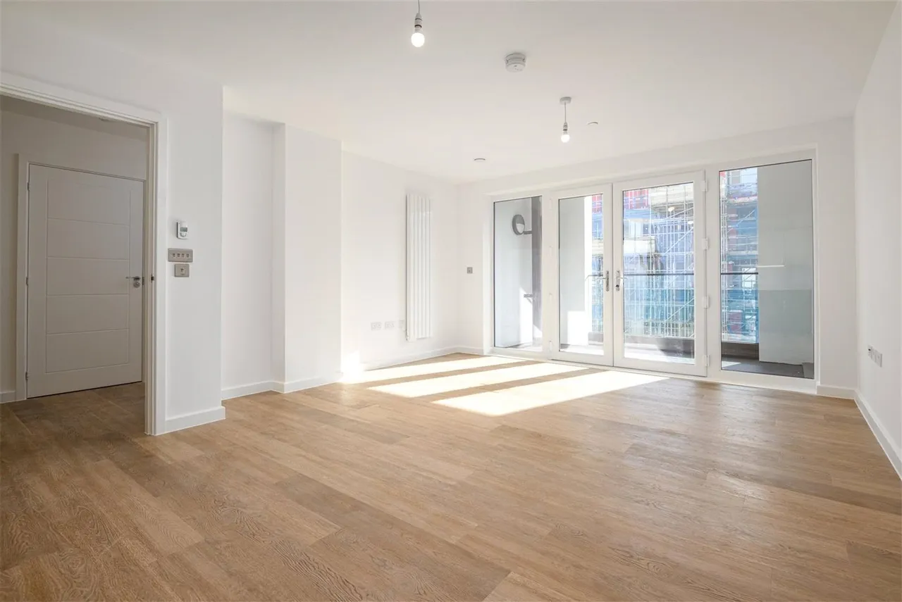 Station Avenue, Walton-On-Thames, KT12, photo 2