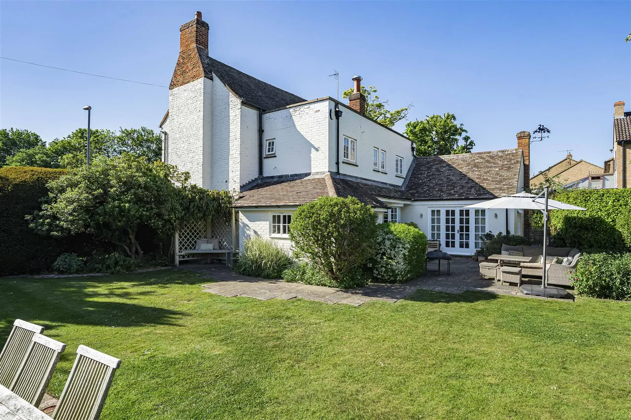 High Street, Sawston, CB22, photo 45