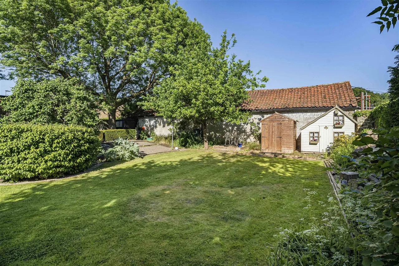 High Street, Sawston, CB22, photo 43