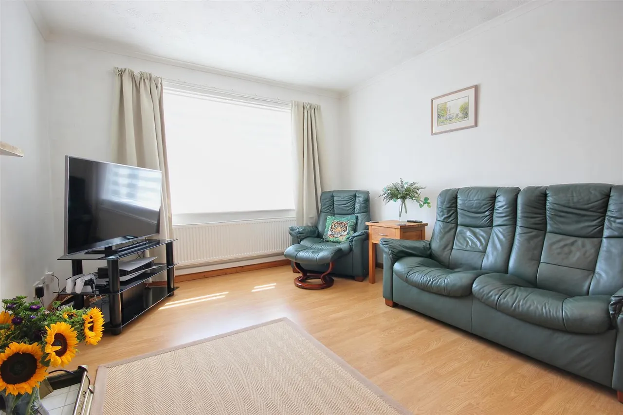 Beckside, Hornsea, photo 15