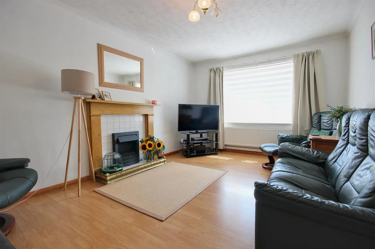 Beckside, Hornsea, photo 14