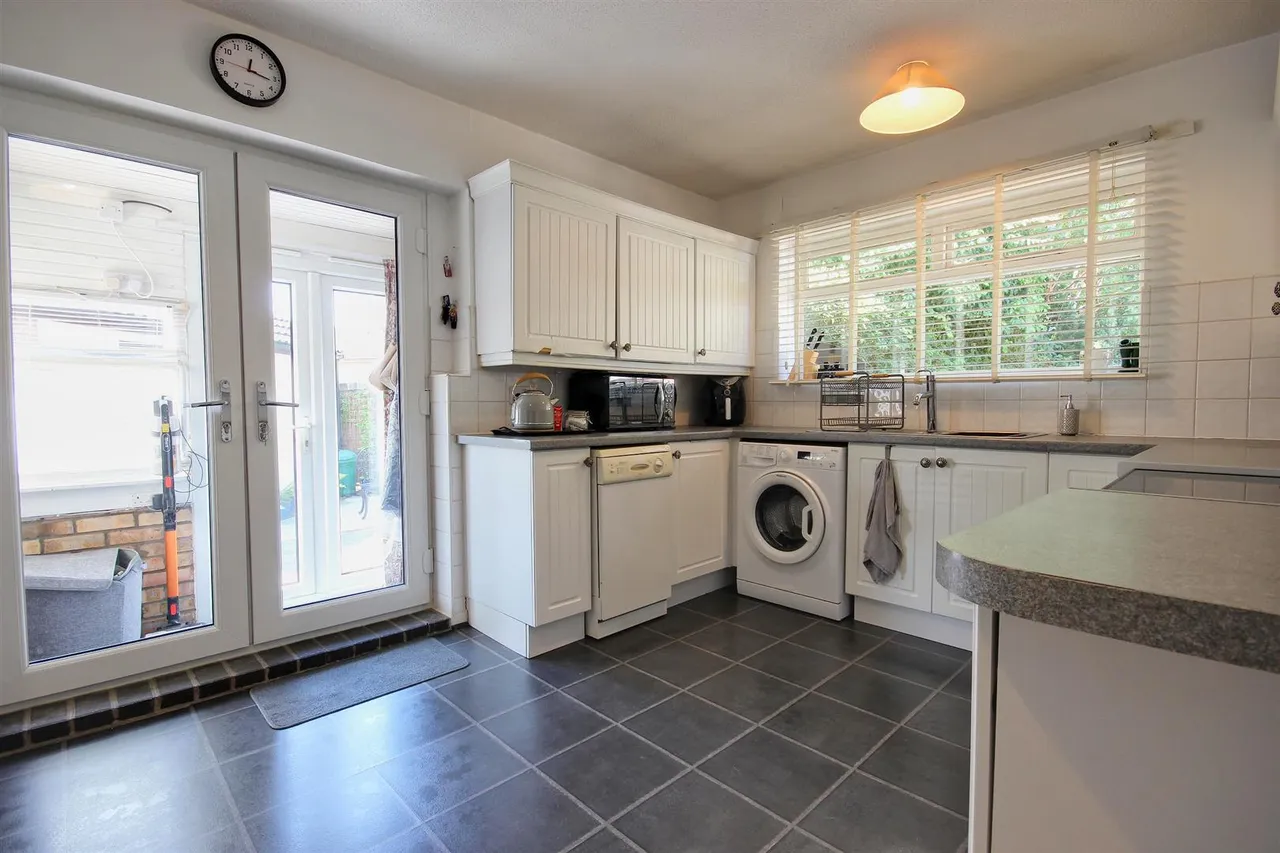 Beckside, Hornsea, photo 19