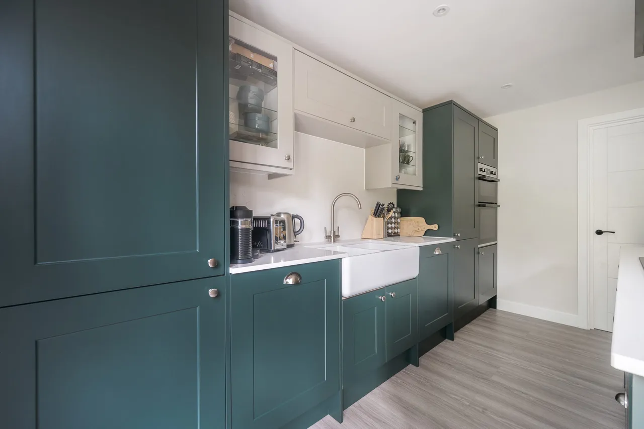 Acacia Wood Road, Hindhead, GU26, photo 3