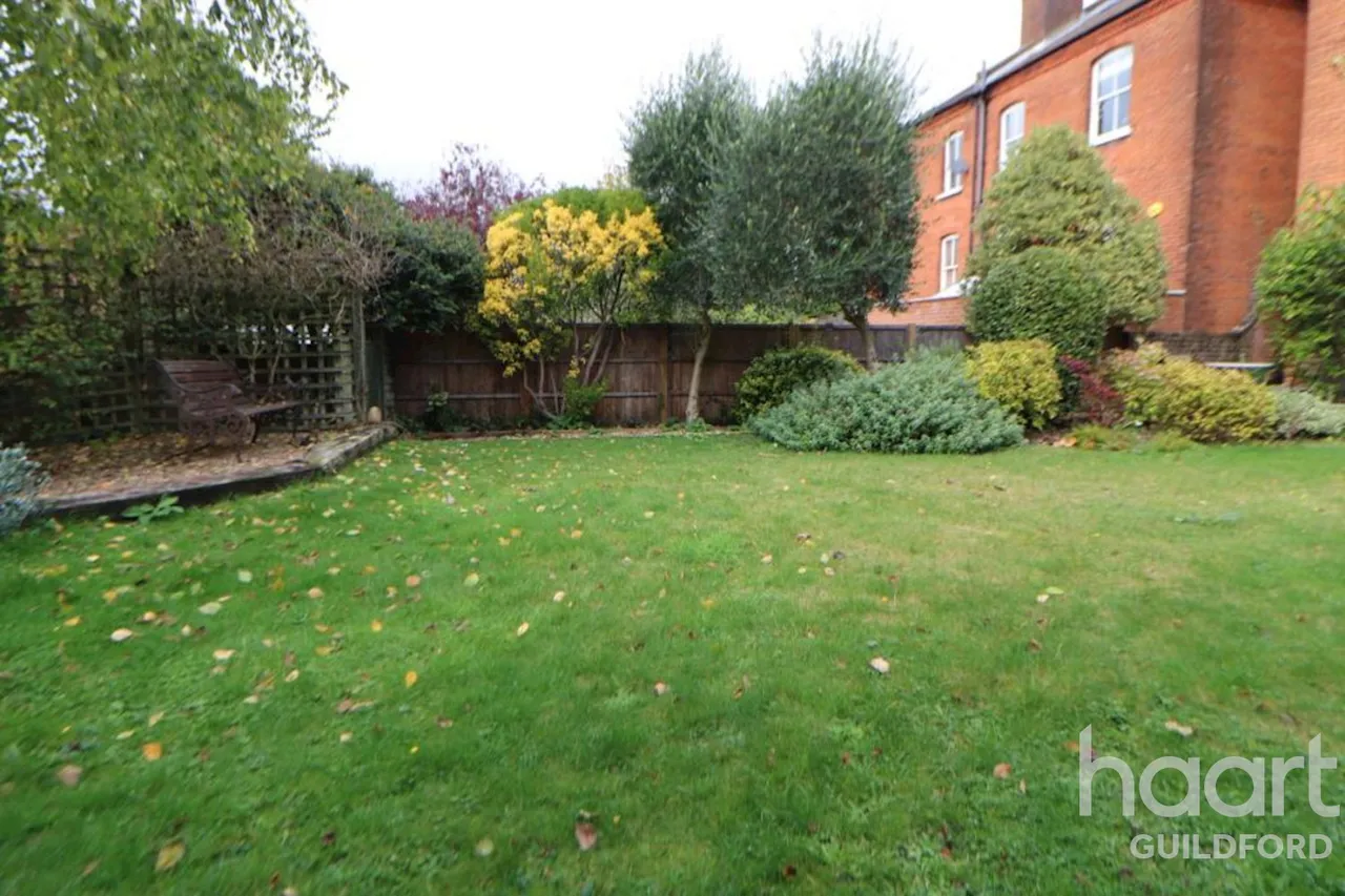 Baillie Road, GU1, photo 12
