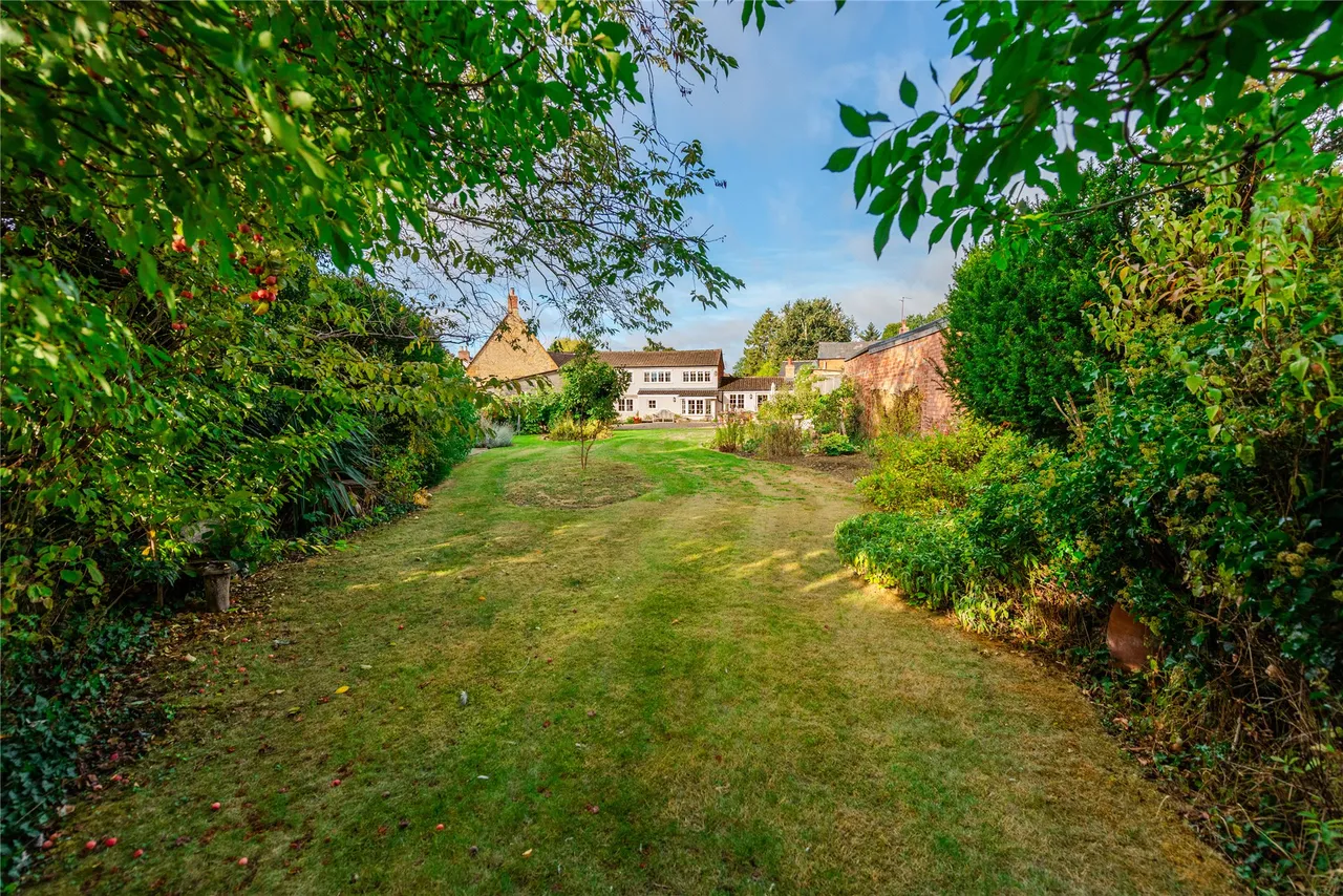 Church Street, Nether Heyford, NN7, photo 15