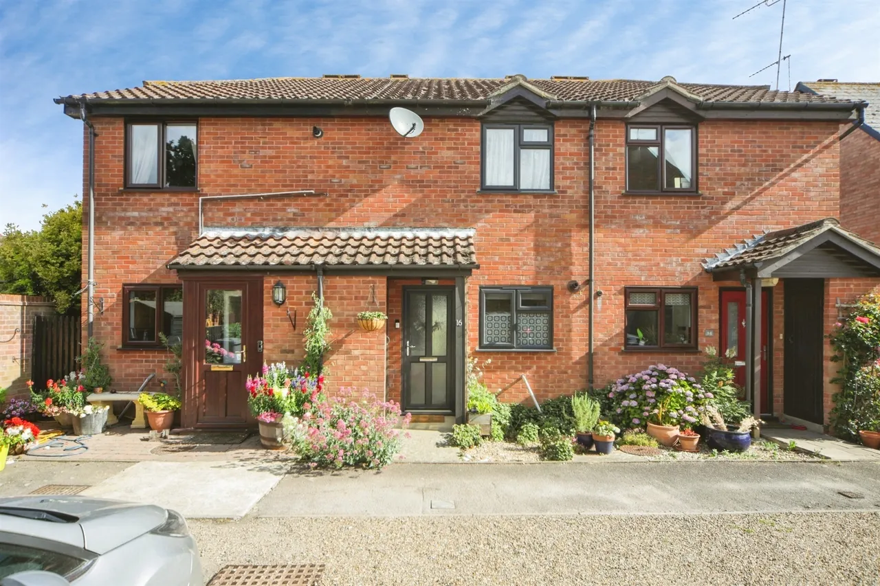 2 bed house for sale — Bigod Close, Framlingham, WOODBRIDGE