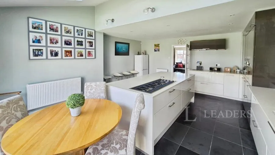 Dundee Close, Fareham, PO15, photo 7