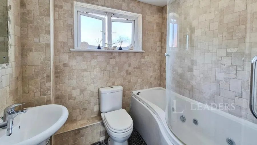 Dundee Close, Fareham, PO15, photo 16