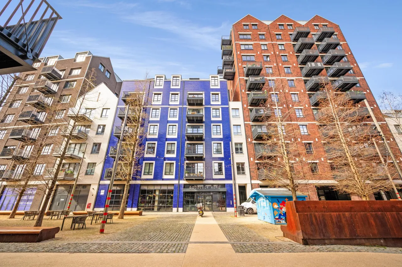 Orchard Place, London, E14, photo 9