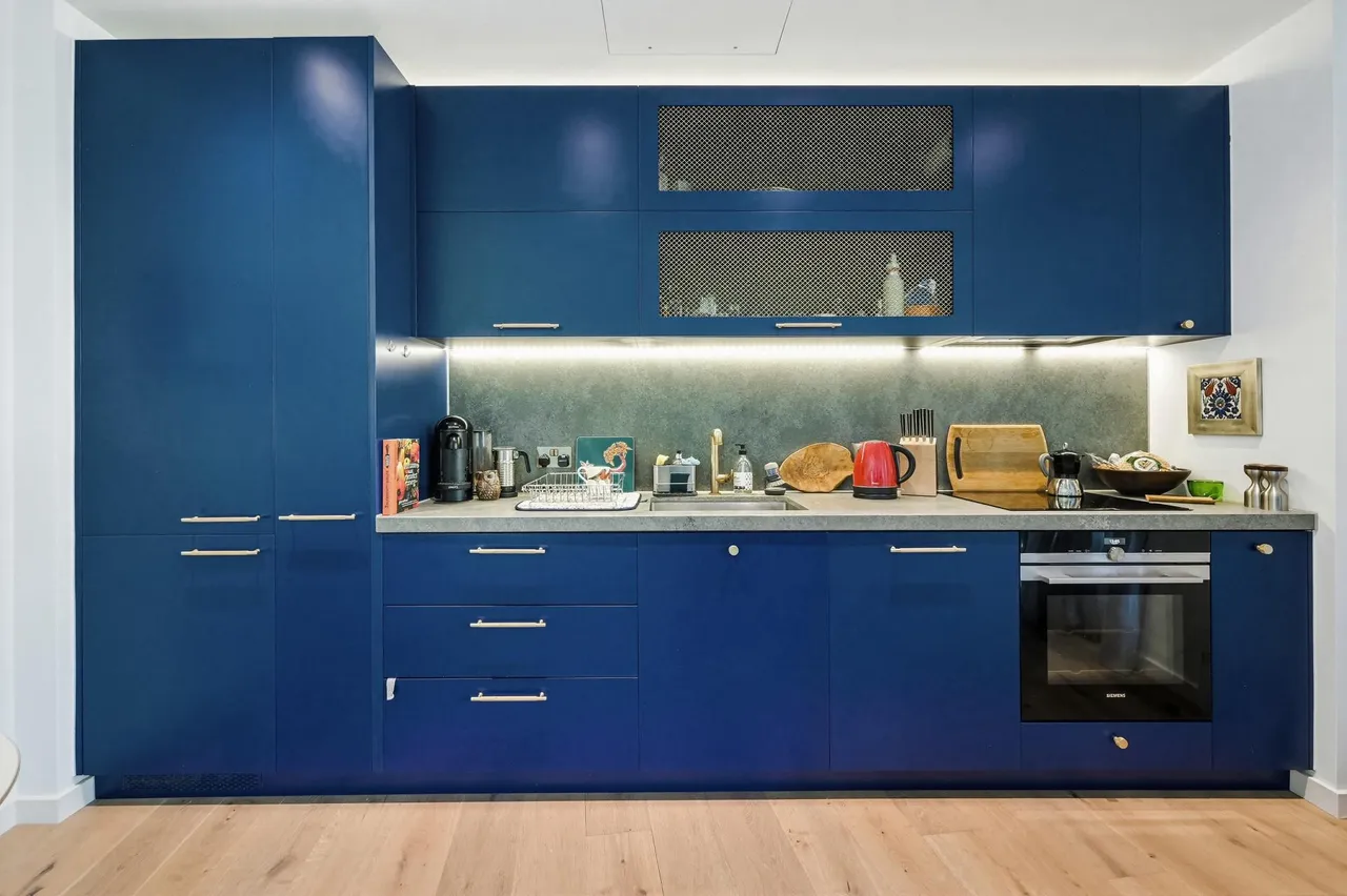 Orchard Place, London, E14, photo 3