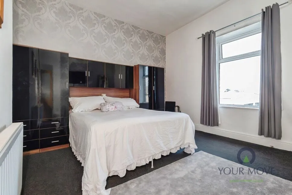 Rochdale Road, Shaw, Greater Manchester, OL2, photo 6