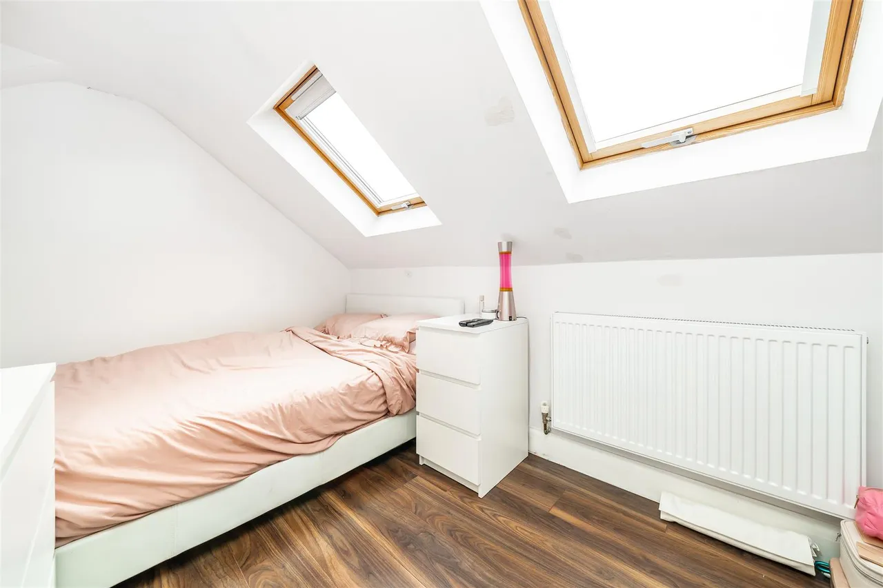Bushey Close, Ickenham, UB10, photo 8