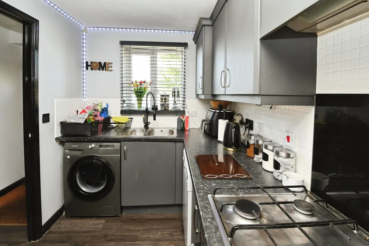 Warren Lane, Witham St Hughs, LN6, photo 6
