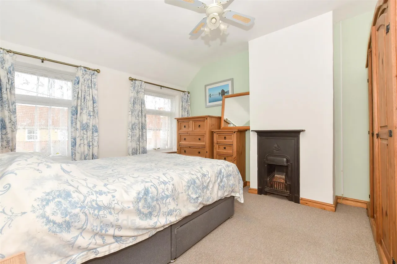 St. John's Road, Elvington, CT15, photo 7