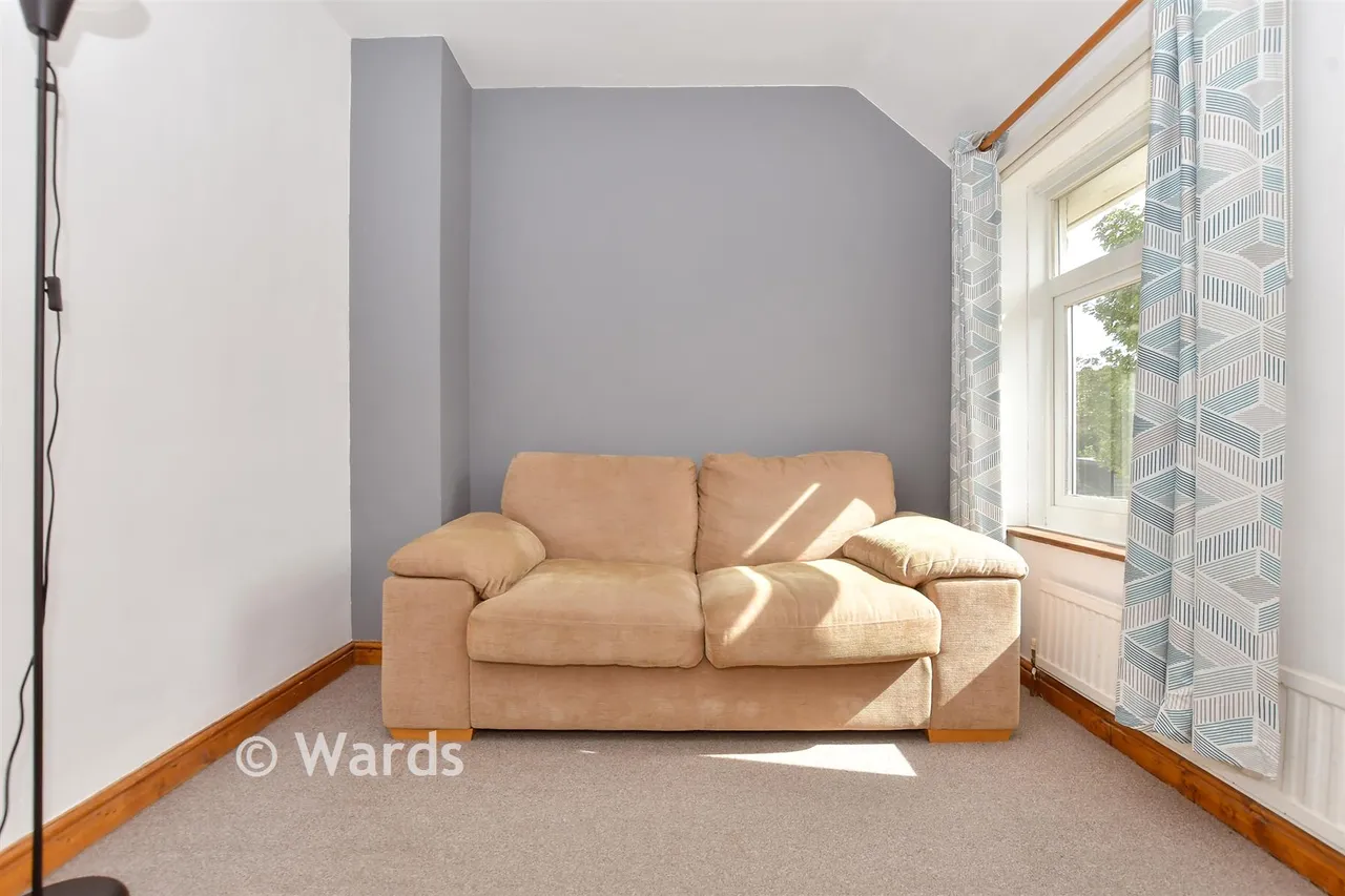 St. John's Road, Elvington, CT15, photo 12