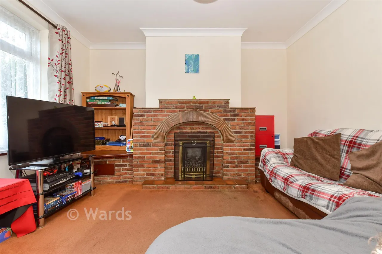 St. John's Road, Elvington, CT15, photo 15