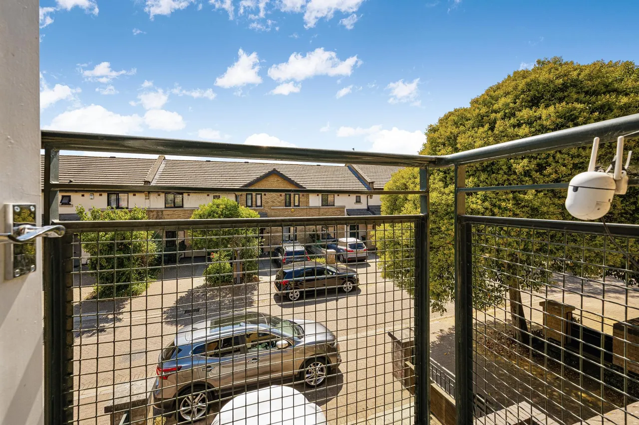 Badminton Mews, London, E16, photo 3