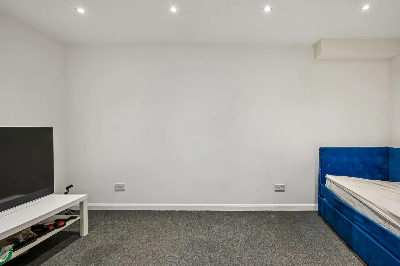 Badminton Mews, London, E16, photo 6