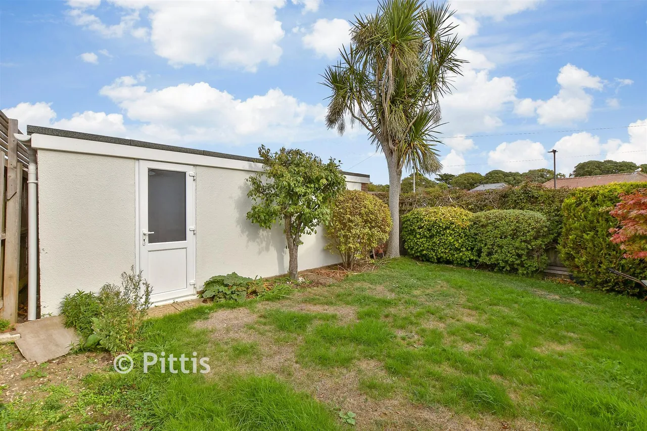 Howgate Close, Bembridge, PO35, photo 13