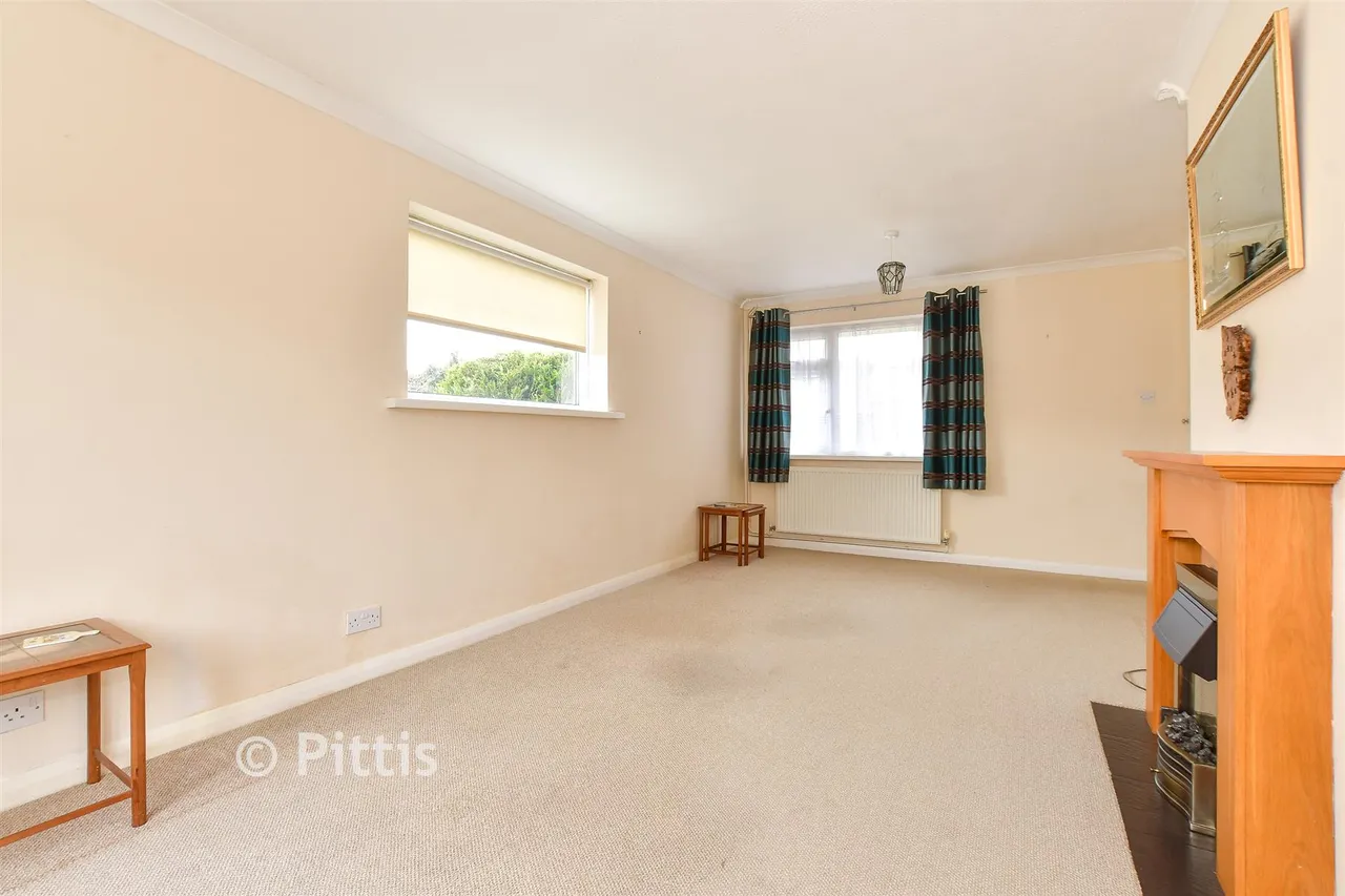 Howgate Close, Bembridge, PO35, photo 4