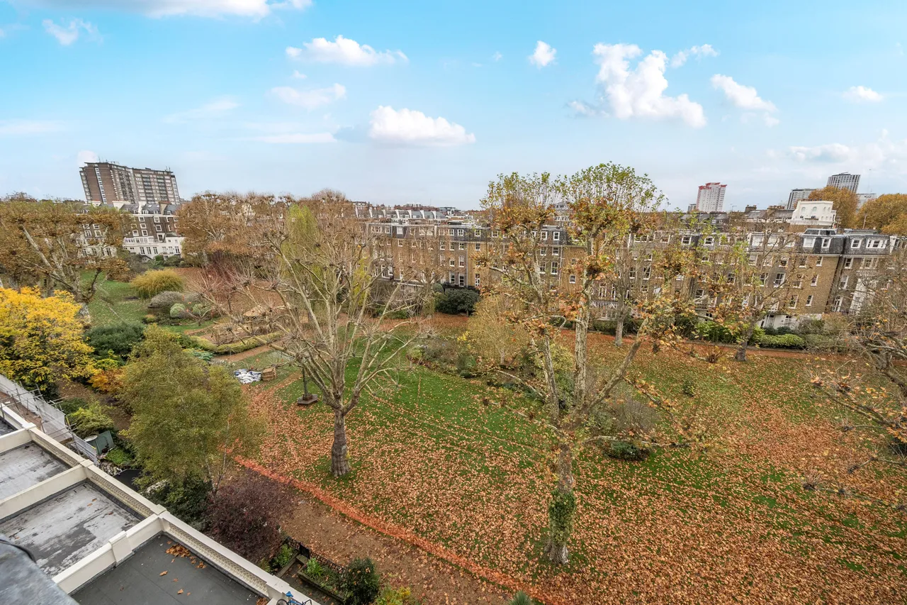 Top Floor, 35 Warrington Crescent, London, photo 6