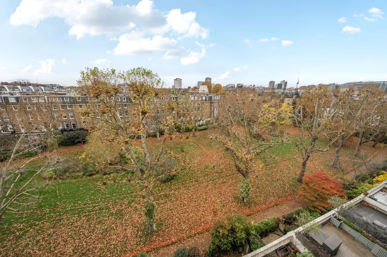 Top Floor, 35 Warrington Crescent, London, photo 3