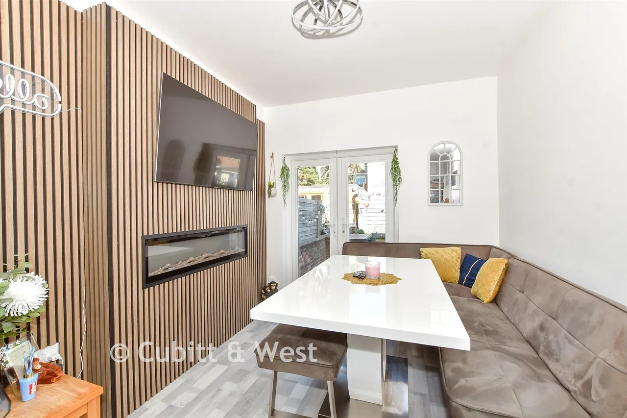 Wymering Road, North End, PO2, photo 5