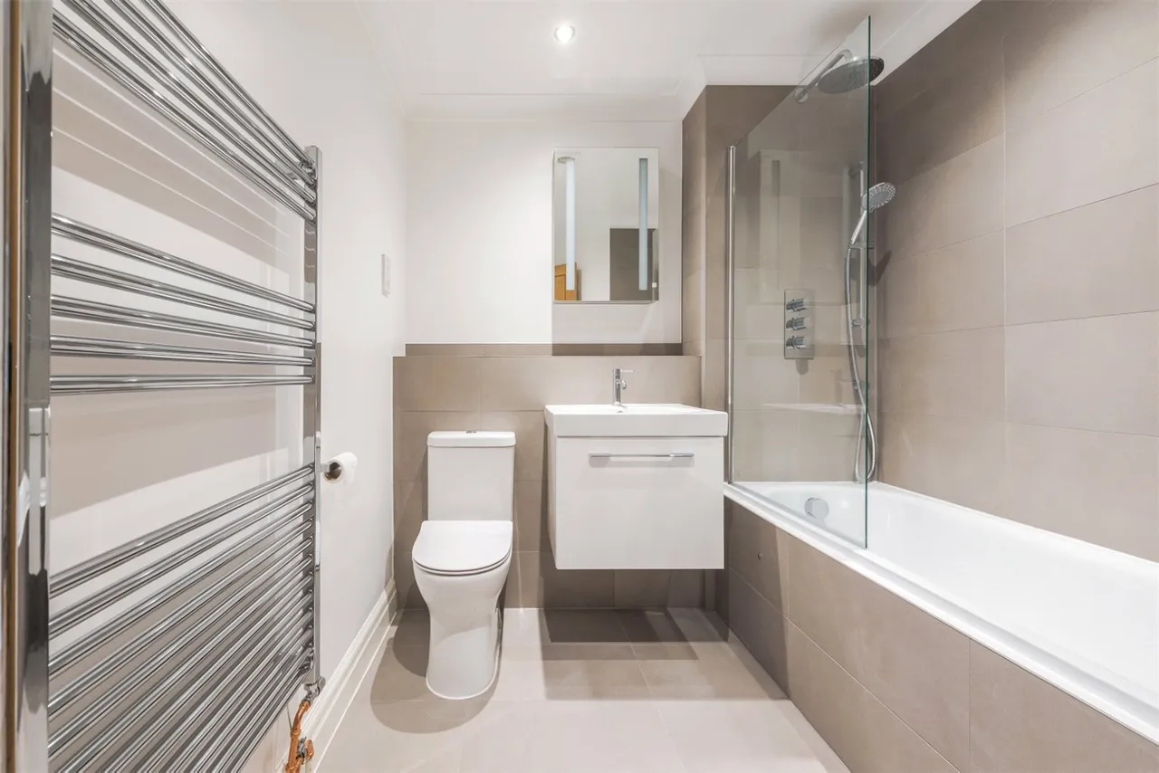 Knights Place, Twickenham, TW2, photo 6