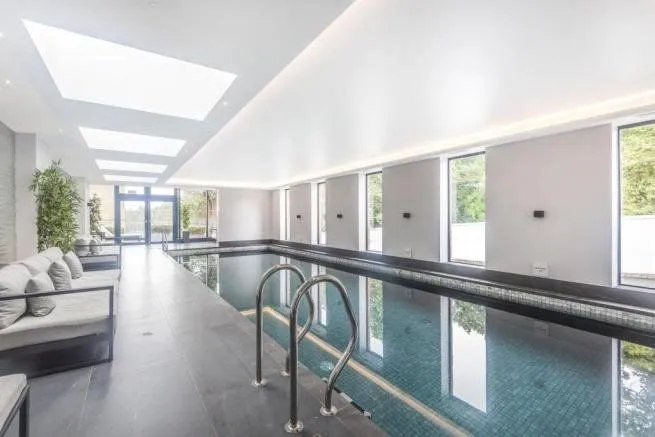 Sir Geoffrey Todd Walk, Midhurst, GU29, photo 20